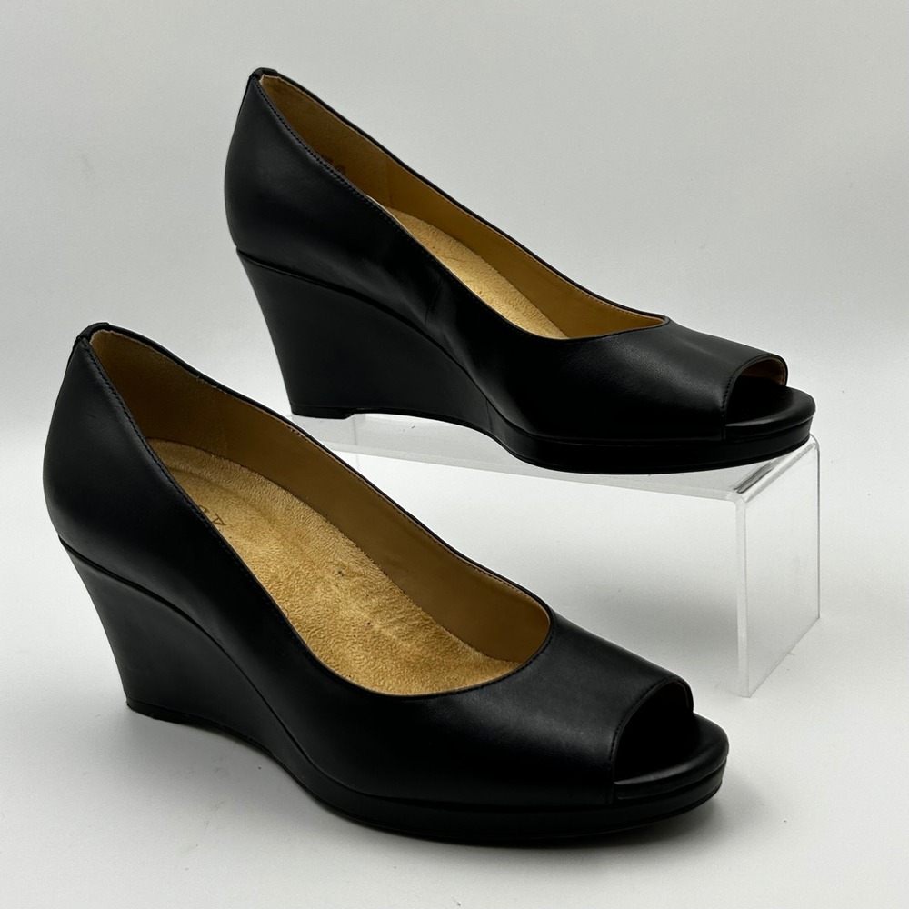 Naturalizer Olivia Wedge Pump Women 7.5W Black Leather Peep Toe Career Classic